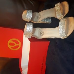 Wishbone brand size 7 Rhinestone heels